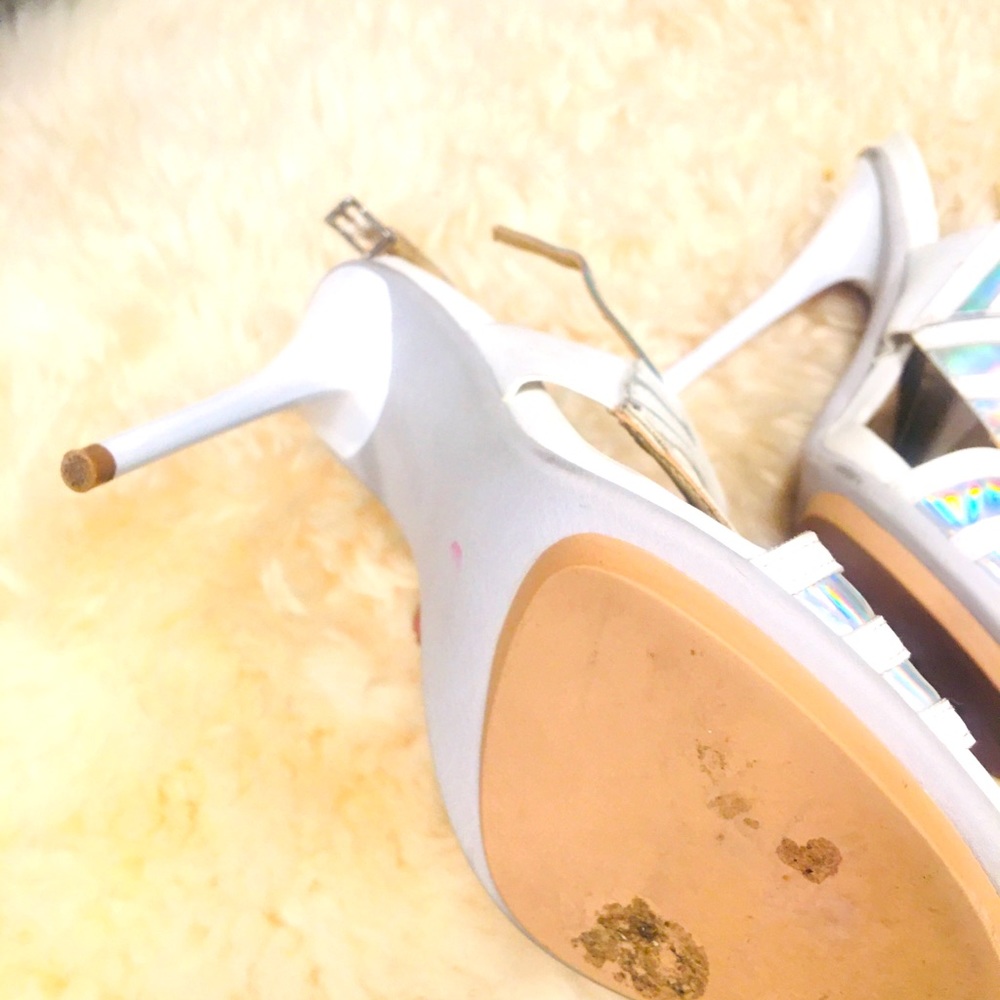 Women sandals